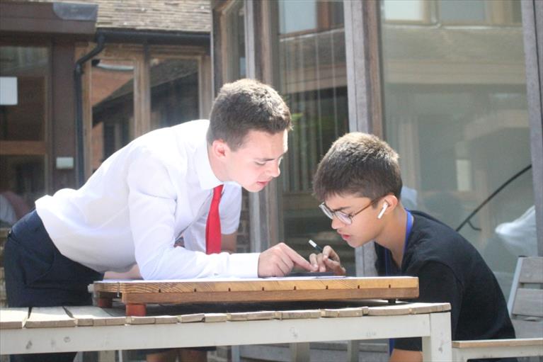 Grab Hold of the Future with the Best Science Summer Camp in Cambridge 